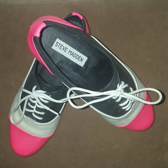 Steve Madden Shoes - STEVE MADDEN shoes