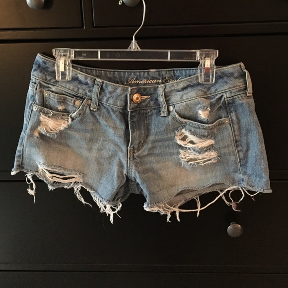 American eagle ripped shorts size 8
