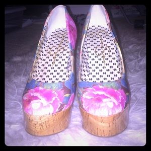 Jessica Simpsons heels