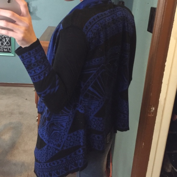 Flowing Aztec Cardigan 🌺 - Picture 3 of 3