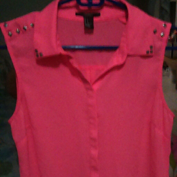 Pink top/blouse - Picture 2 of 4