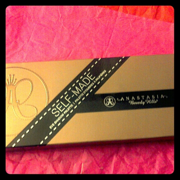 RESERVED ABH Self Made Palette NIB