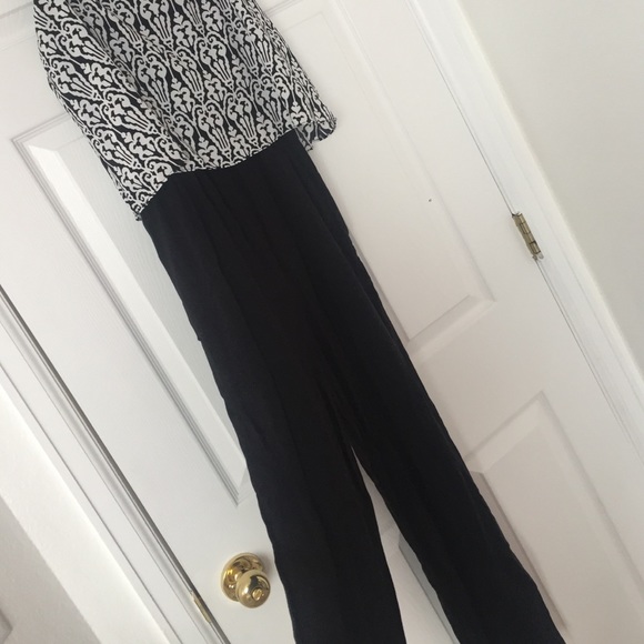 Romper - Picture 2 of 2