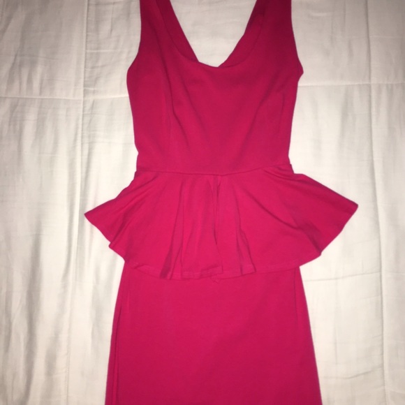 Fuchsia color dress