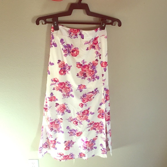 Maxi skirt
