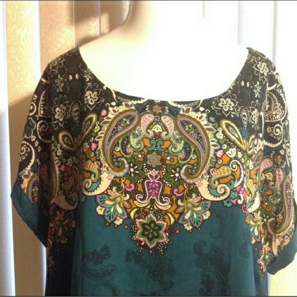 Blouse - Picture 2 of 3