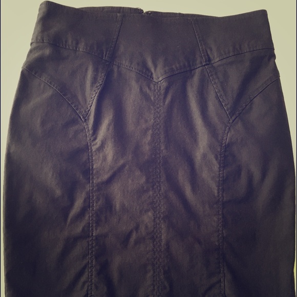 Tight high waisted skirt