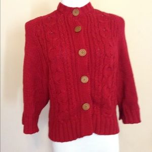 Sweater with batwing sleeve