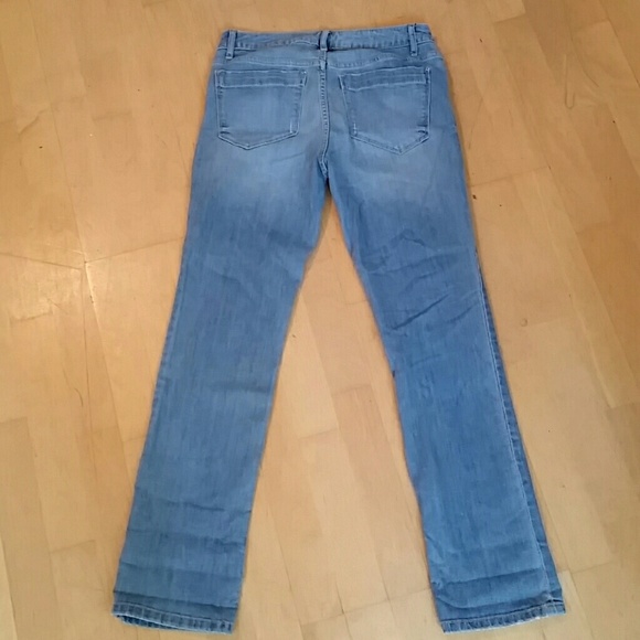 {SOLD} Simply Vera by Vera Wang Skinny Jeans - Picture 3 of 3