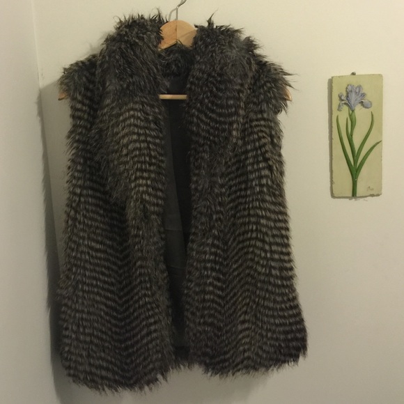 Topshop Faux Fur Vest Top S-M Size