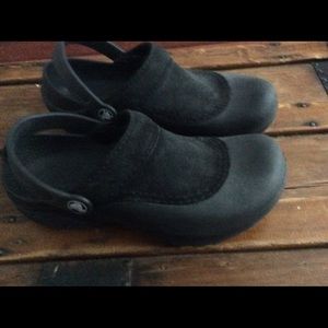 Crocs with suede like material inset front of shoe