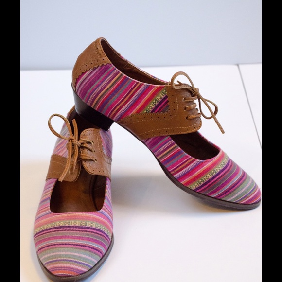 Shoes - Tribal oxford shoes