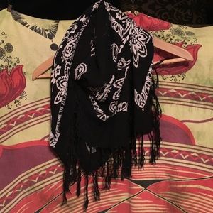 Square black with white scarf