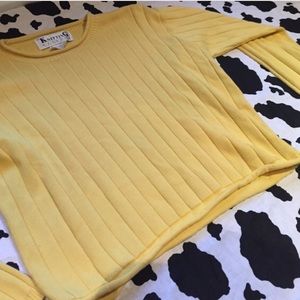 90s yellow oversized cropped sweater