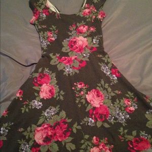 American Eagle Floral dress
