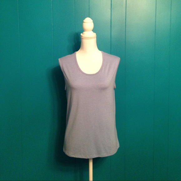 🎉SOLD ON MERC🎉 - Picture 2 of 4