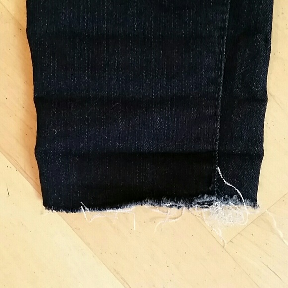 {SOLD} Jessica Simpson Kiss Me Jegging Size 28 - Picture 3 of 4