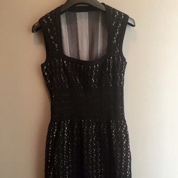 ✨Alaia signature LBD✨