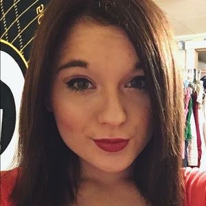 Meet your Posher, Larelle