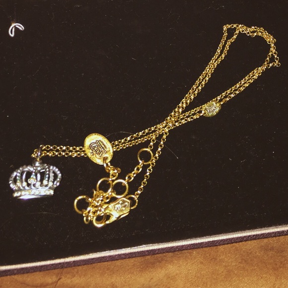 Juicy Couture Crown necklace