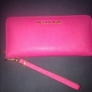 Michael Kors Jet Set Wallet