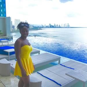 Meet your Posher, Ami