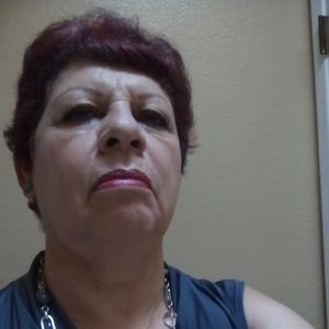 Meet your Posher, Maria elsa martínez