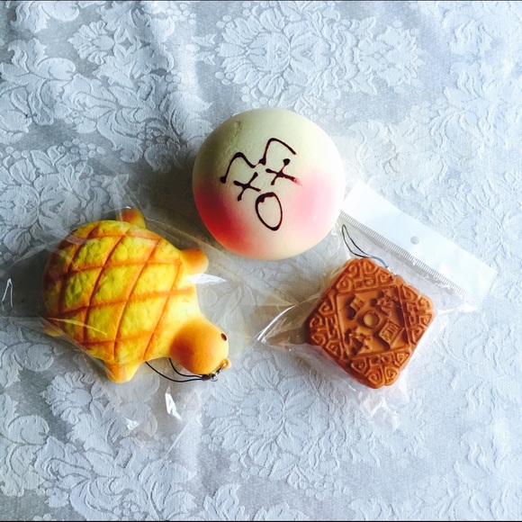 3 JUMBO Squishy Bundle!~