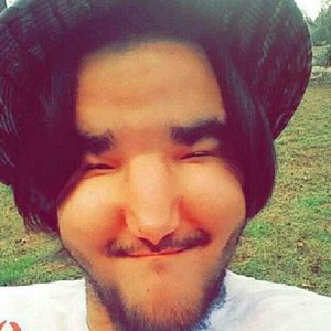 Meet your Posher, Dakota