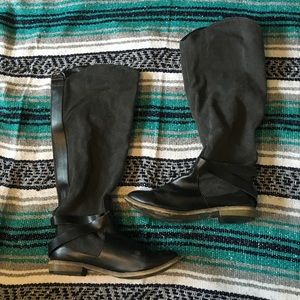 Urban Outfitters Boots