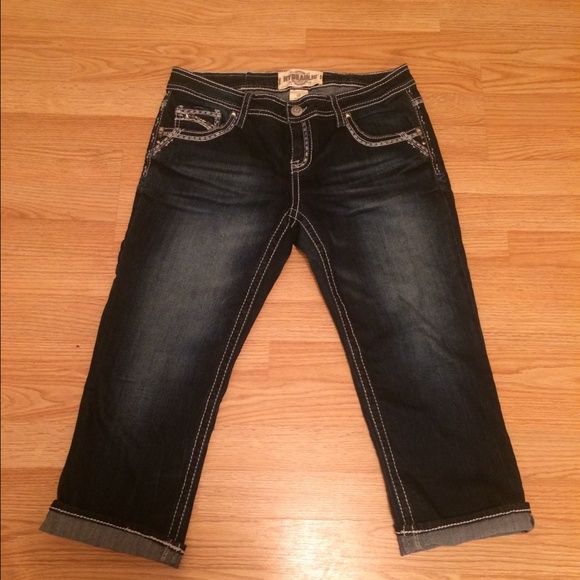 Maurice's Capris Jeans