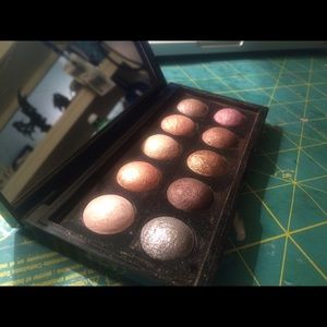 Sephora Moonshadow Baked Palette "in the nude"