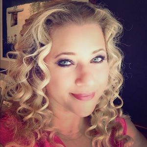 Meet your Posher, Brigette