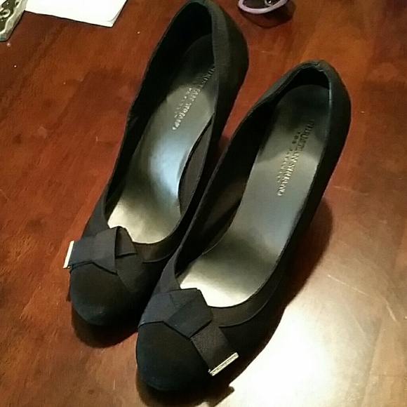 Shoes- Make offer! - Picture 2 of 2