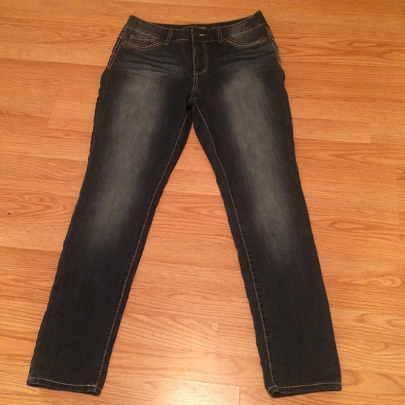 Maurices High Rise Jegging