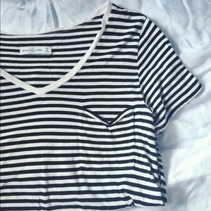 Abercrombie & Fitch Stripped T