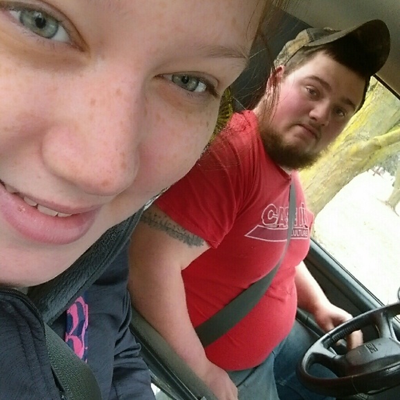 Meet your Posher, Melissa - Picture 1 of 1