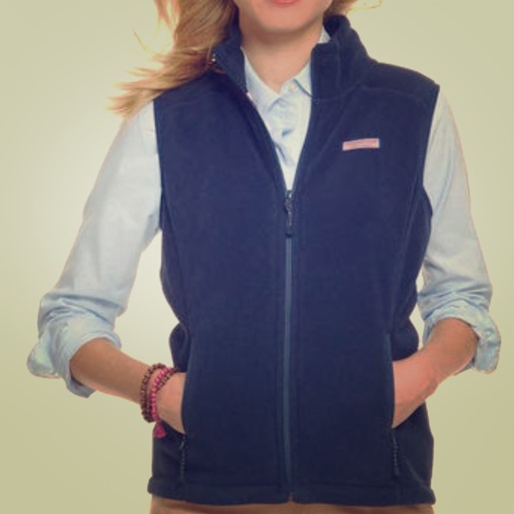 Vineyard vines navy blue vest