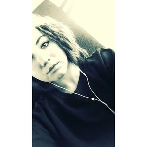 Meet your Posher, Lilly