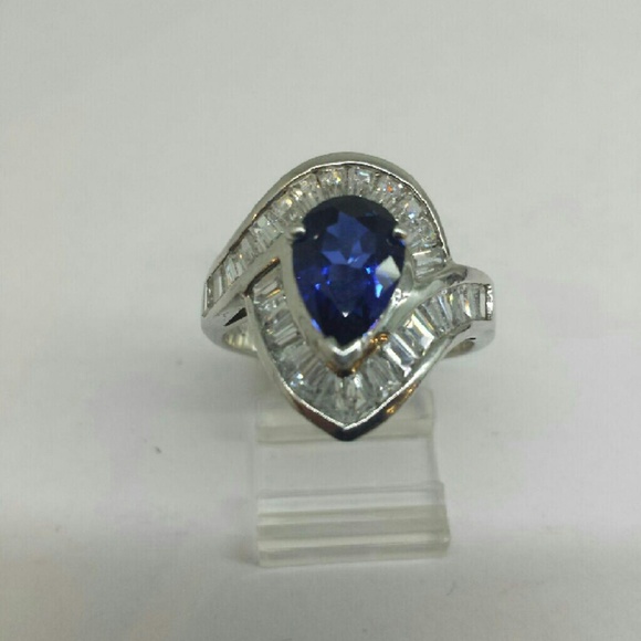 Sterling silver cz ring