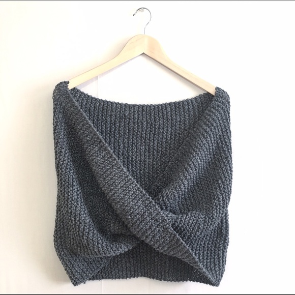 Hand knitted Infinity Wrap - OS - Picture 1 of 1