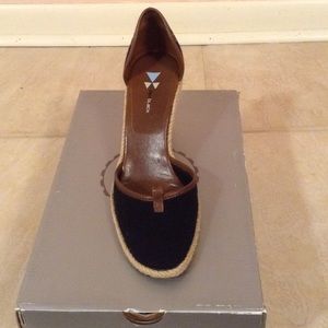 Black/brown Straw Wedge