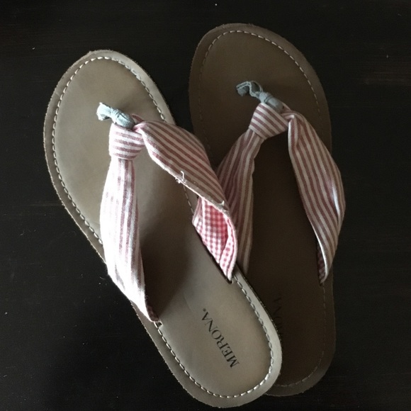 Pink stripped cloth flip flops