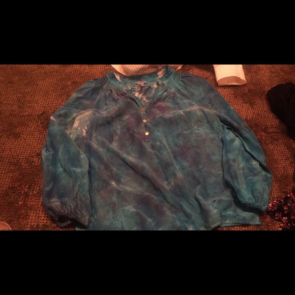 Tye dyed Elsa.