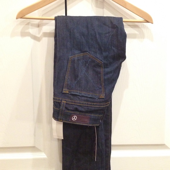 LAST CHANCE WILL BE DONATING/Brand new jeans