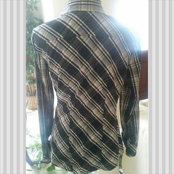 Sold - Picture 3 of 3