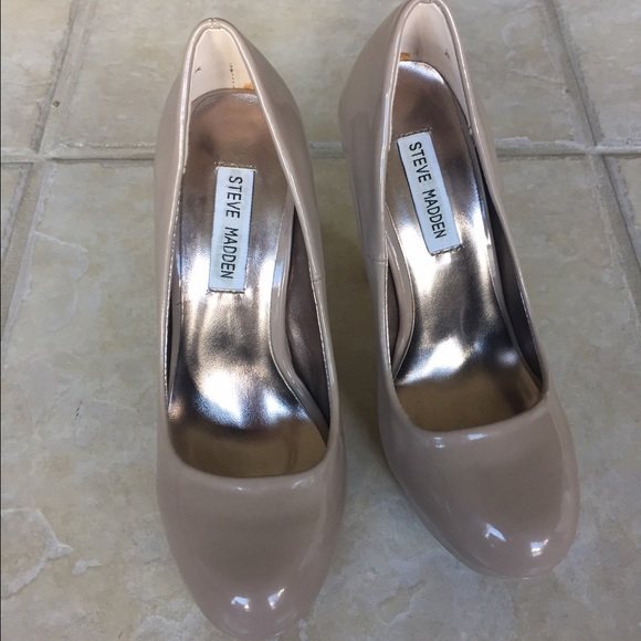 Steve Madden pumps sz 6