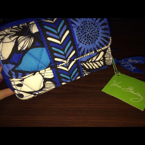 Vera Bradley Handbags - SOLD Vera Bradley Wallet in Blue Bayou