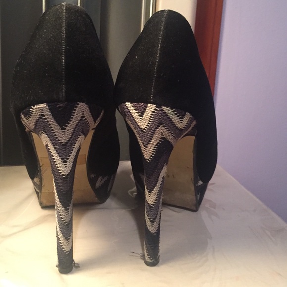 High Heels - Picture 4 of 4