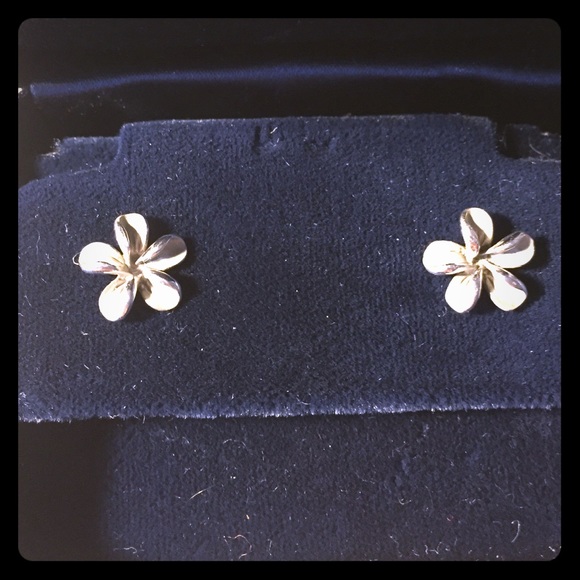 14K White Gold Plumeria Earrings